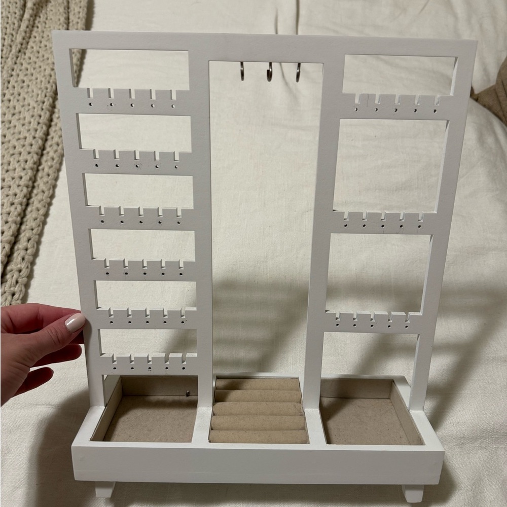 Jewelry stand